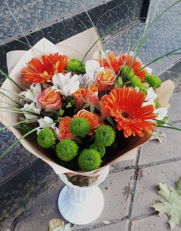 Букет цветов из: Герберы, Хризантемы, Альстромерии и Розы в Измайлово