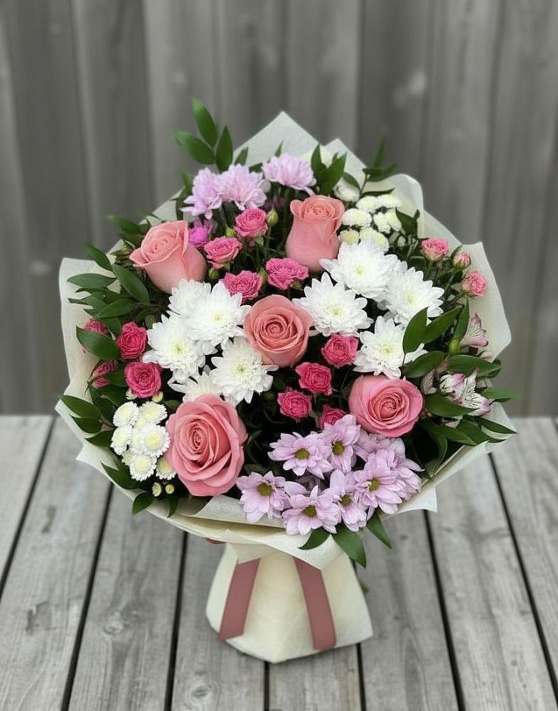 Букет цветов из: Альстромерии, Гвоздики, Розы и Хризантемы в Измайлово