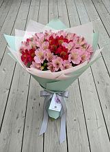 Букет цветов из:  Альстромерии в Измайлово