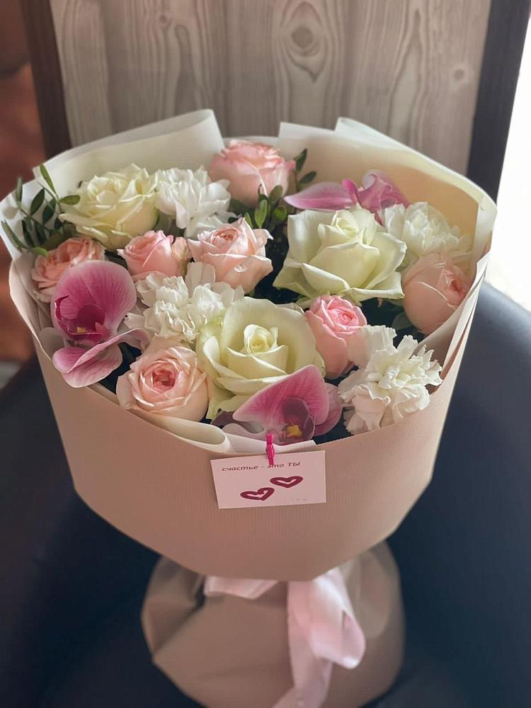 Букет цветов из: Орхидеи, Розы и Гвоздики в Измайлово