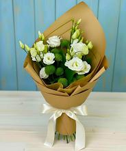 Букет цветов из:  Хризантемы и Лизиантусы #REPLACE_PRED# Измайлово