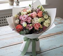 Букет цветов из:  Розы, Лизиантусы и Гвоздики #REPLACE_PRED# Измайлово